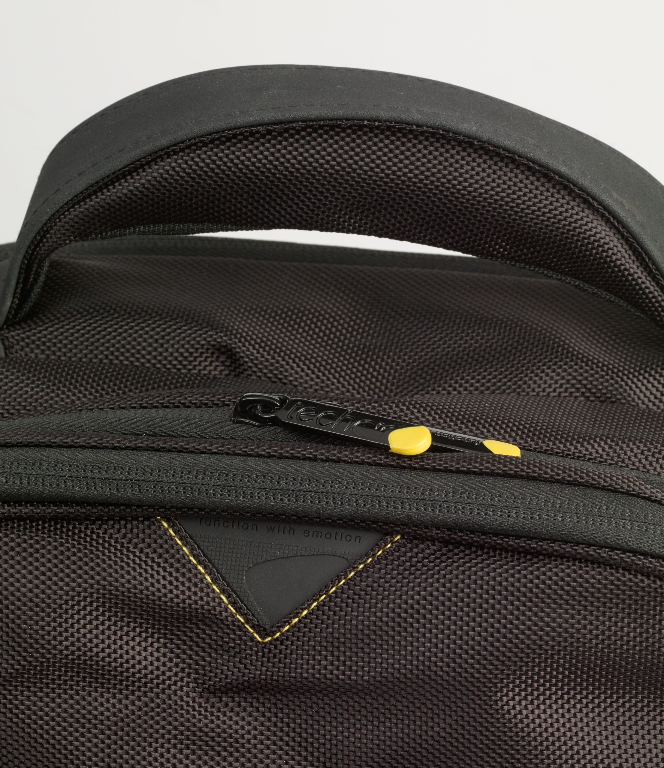 Classic pro 14 backpack techair